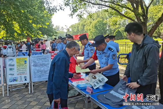 图为活动现场。（北京铁路公安局天津公安处供图）
